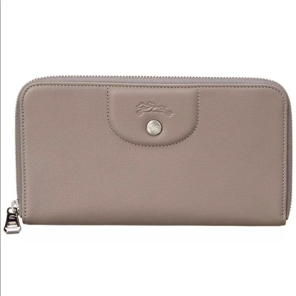longchamp ladies wallet